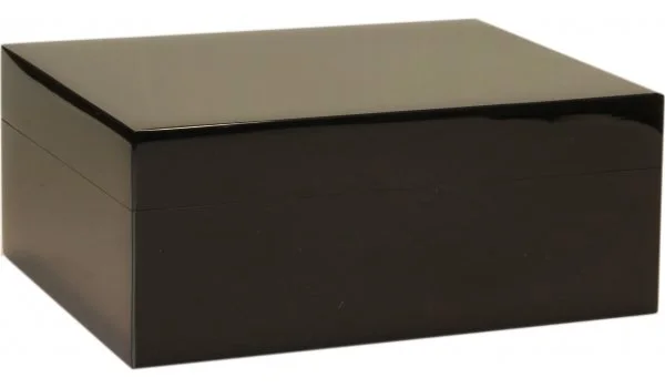Crni humidor Guy Janot s piano lakom 35