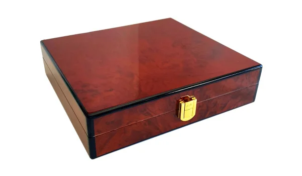 Putni humidor Daniel Marshall