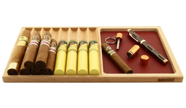 adorini poslužavnik za cigare s crvenom intarzijom 